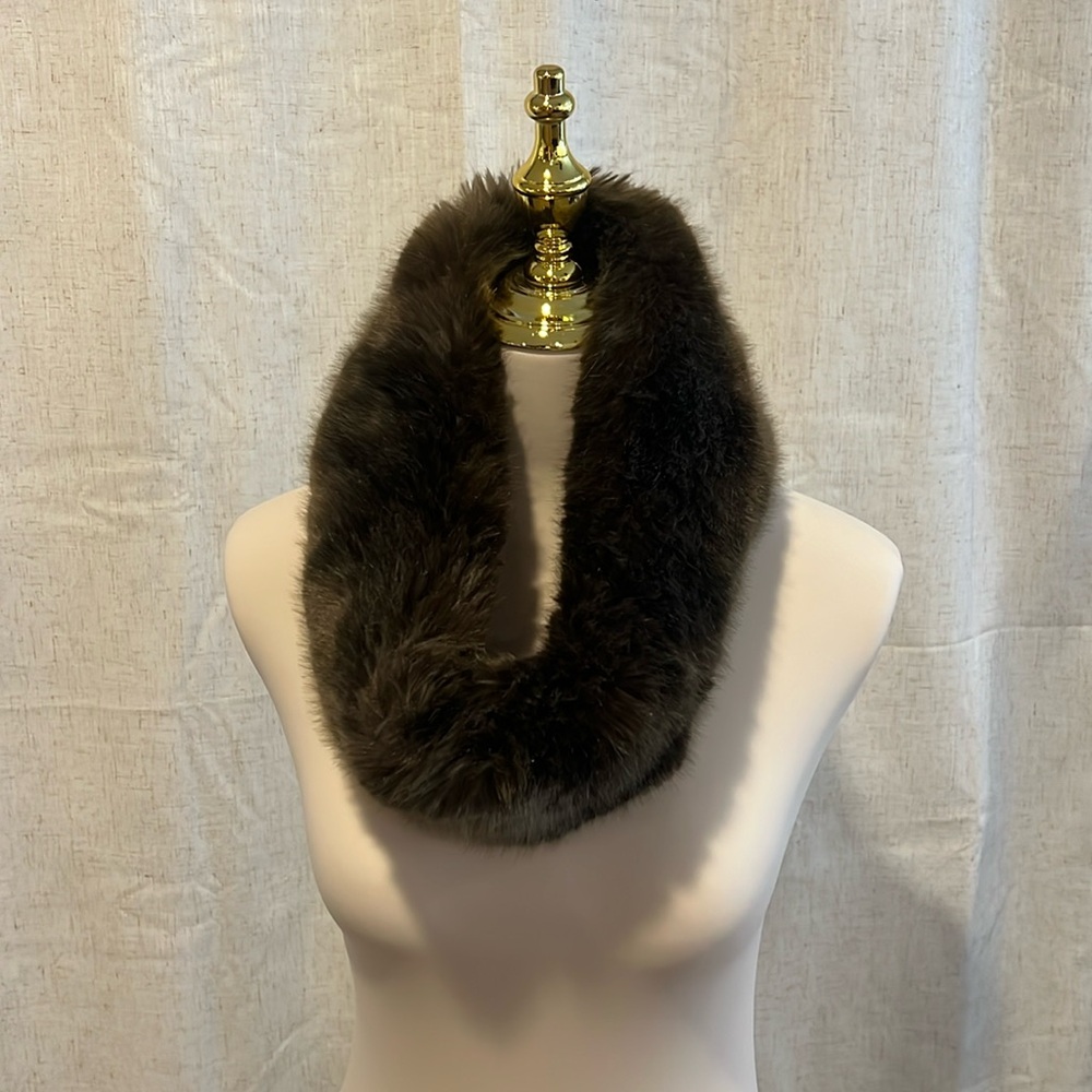 Faux fur scarf in chocolate brown color